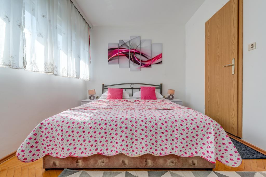 Rooms Alijev Split Exterior photo